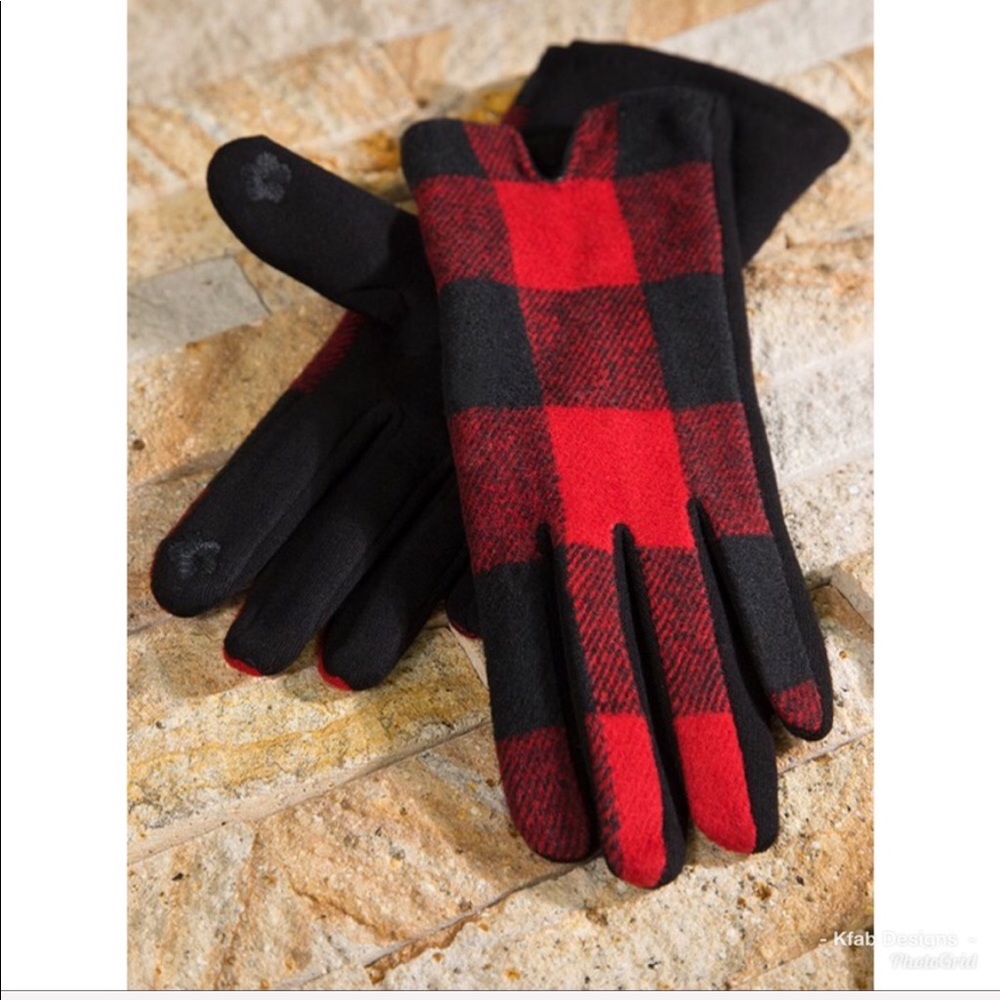LAST PAIR! Buffalo Plaid Smart Touch Warm Gloves! - Picture 3 of 8